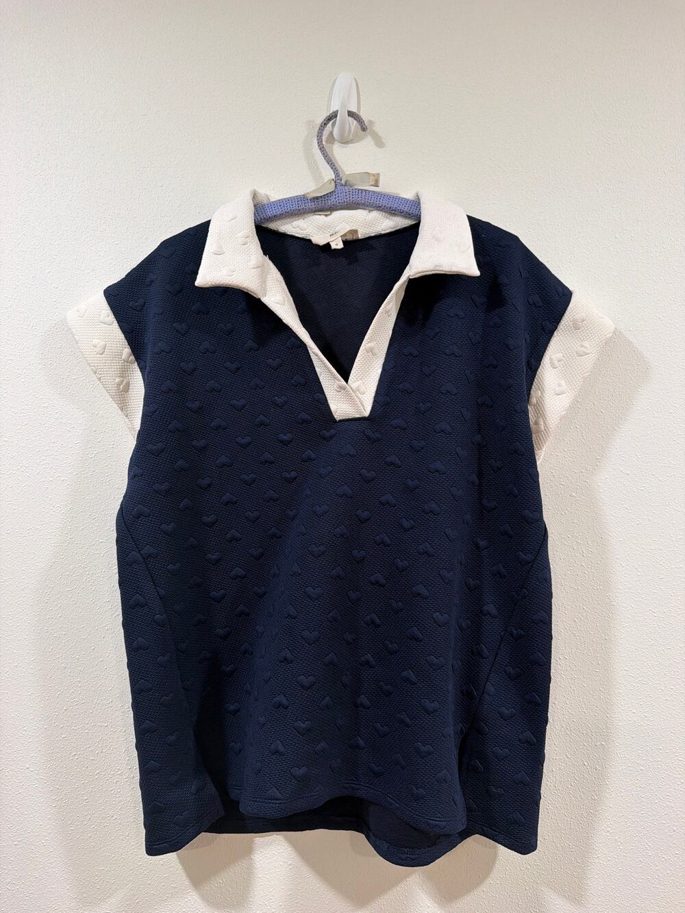 Umgee collared pullover top with hearts
